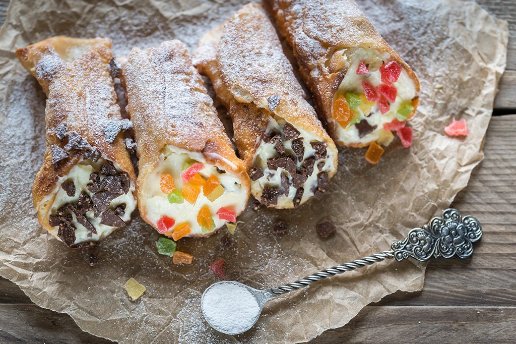 How to make Sicilian Cannoli at home - Pinocchio's Pantry - Authentic Italian Food